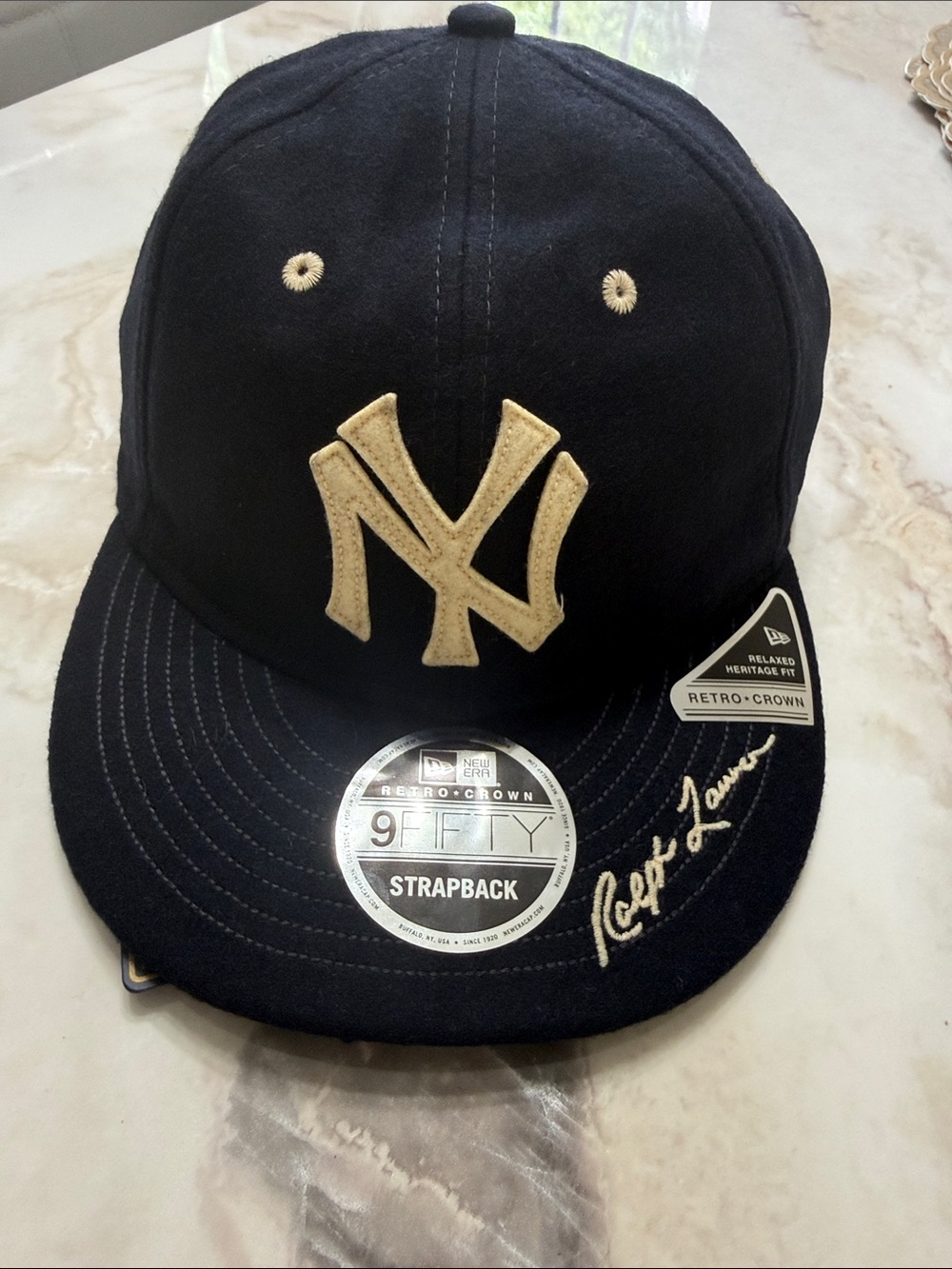 New Era Black & Tan NY Yankees Retro Strapback Hat (Unisex)